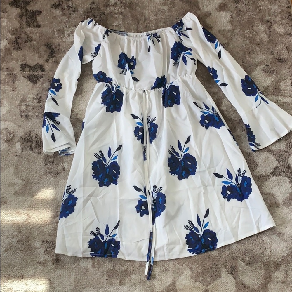 Off The Shoulder Bell Sleeve Floral Dress